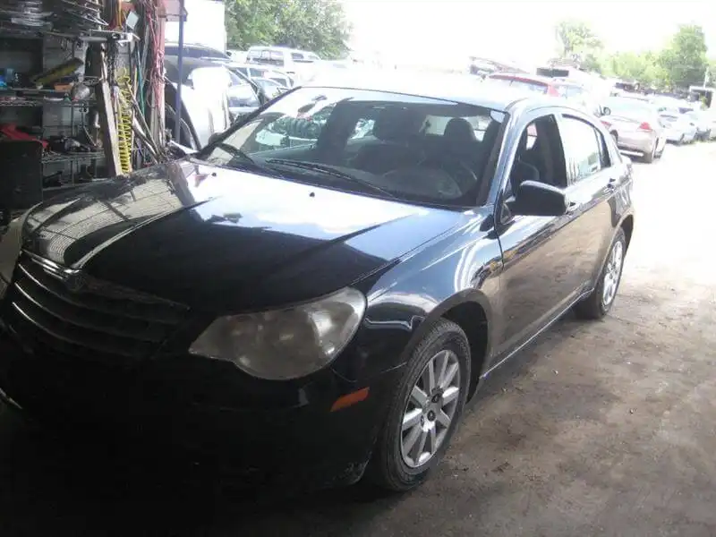 2010 Chrysler Sebring Touring's photo