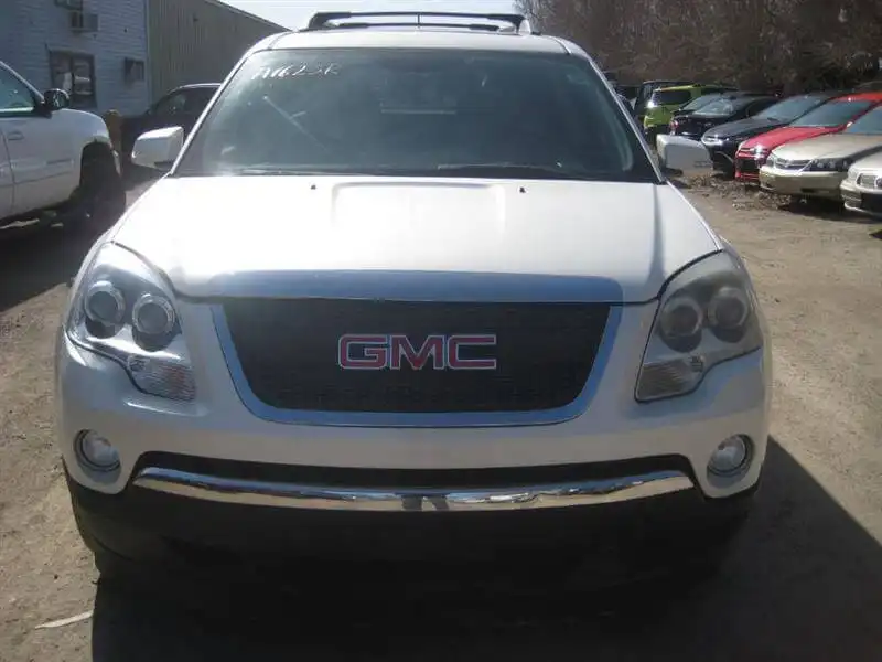 2010 GMC Acadia FWD SLT-2's photo
