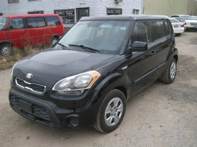 2012 Kia Soul 1.6L Base's photo