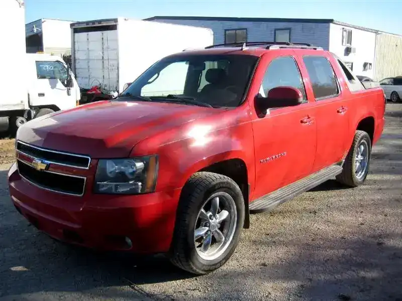 2011 Chevrolet Avalanche 4WD Avalanche LT's photo