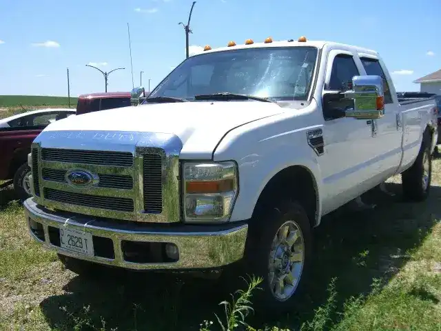 2008 Ford F-350 Lariat 4x4 Crew Cab 172-In SRW's photo