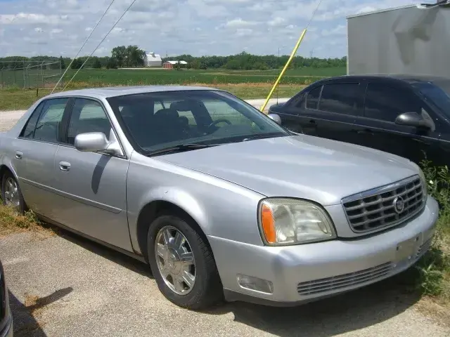 2003 Cadillac DeVille Base photo 5