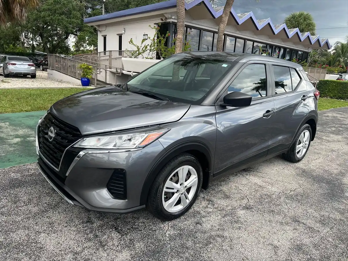 2024 Nissan Kicks 1.6 S's photo