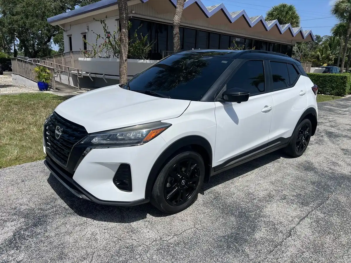 2023 Nissan Kicks 1.6 SR's photo