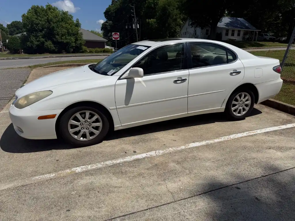 2003 Lexus ES 350 300's photo