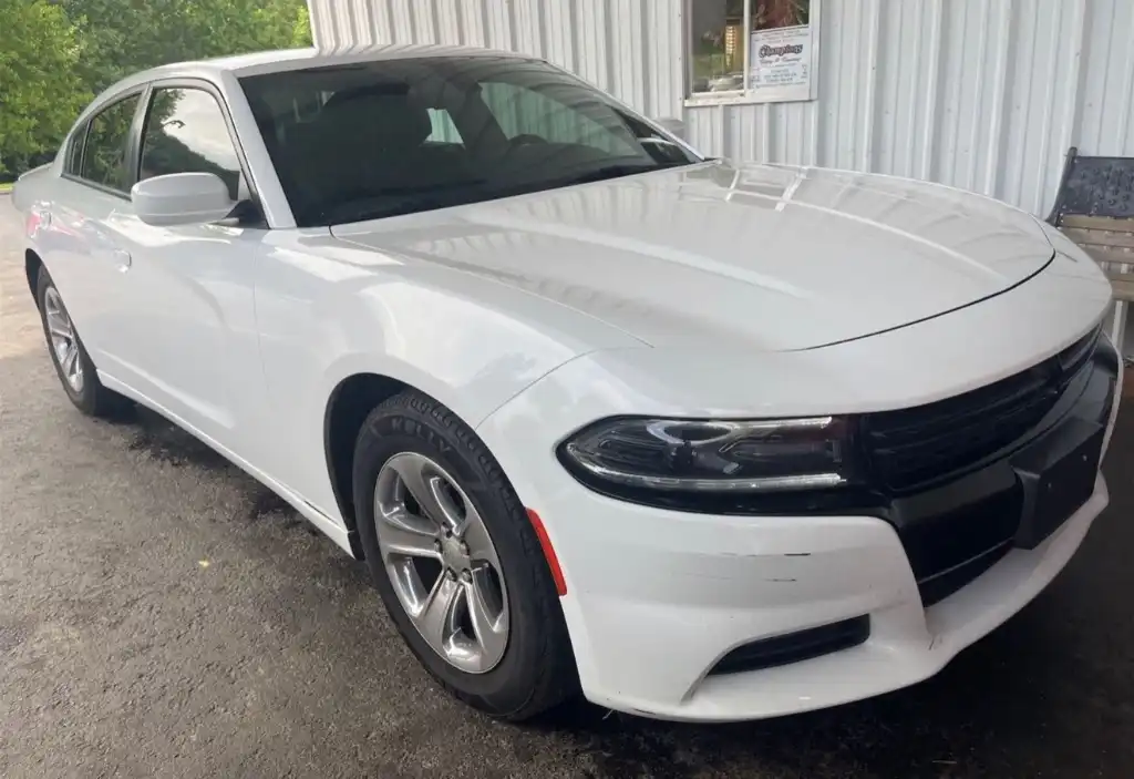2015 Dodge Charger SXT's photo