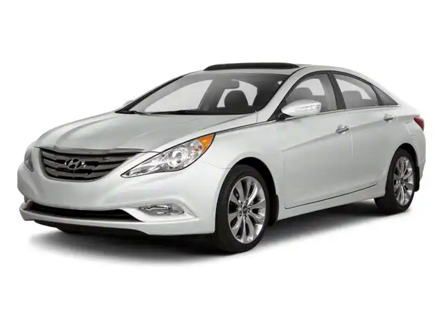 2013 Hyundai Sonata GLS I4 A/T's photo
