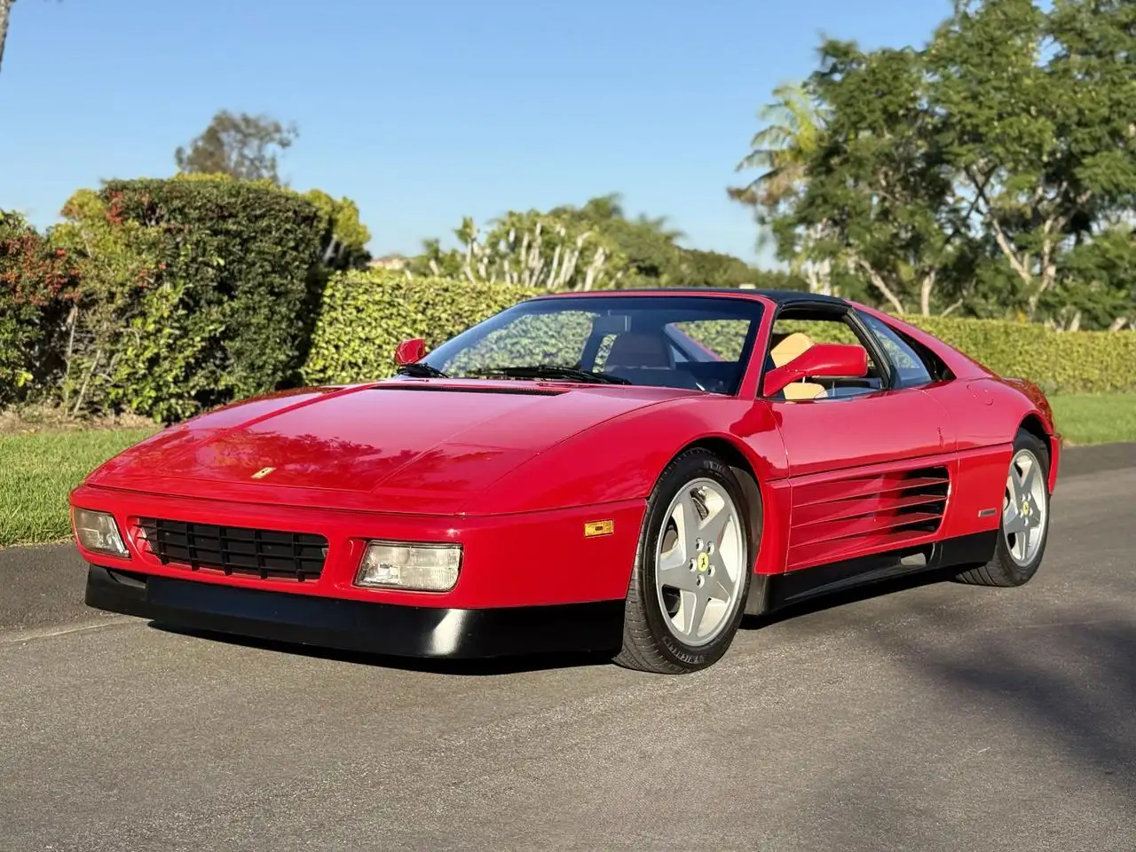 1990 Ferrari 348's photo