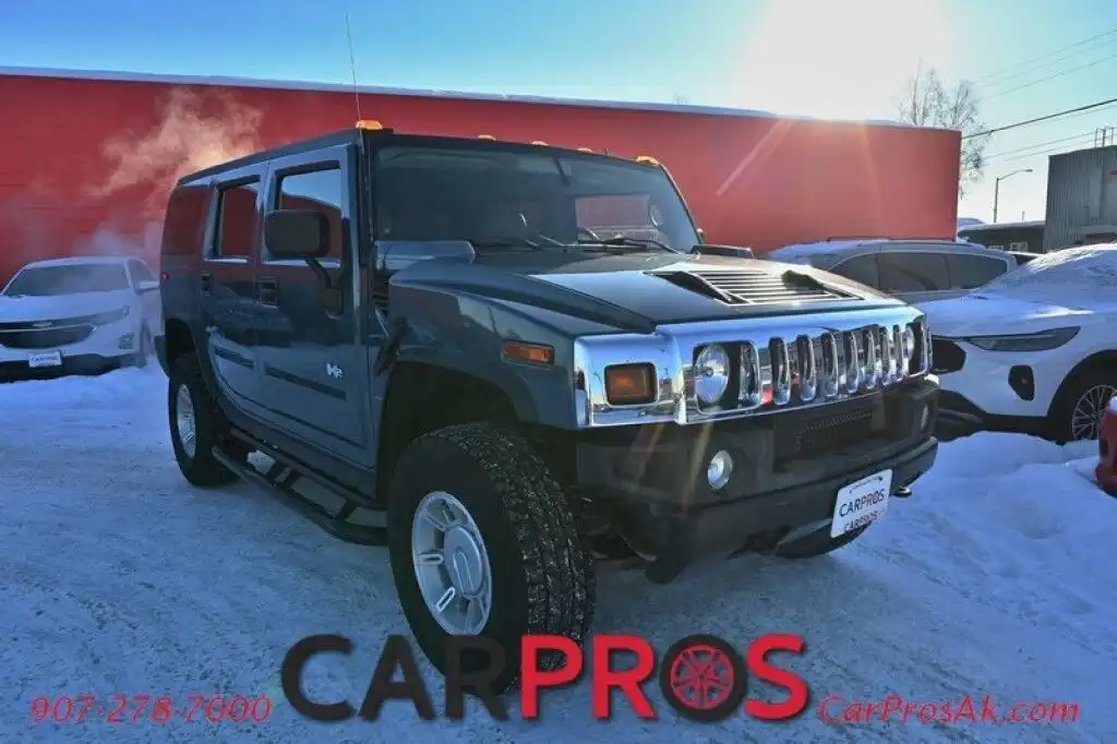 2005 Hummer H2 SUV's photo