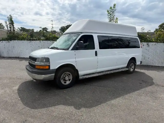 2007 Chevrolet Express 3500 Extended's photo
