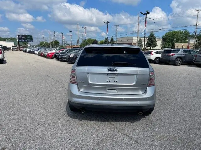 2010 Ford Edge SEL photo 4