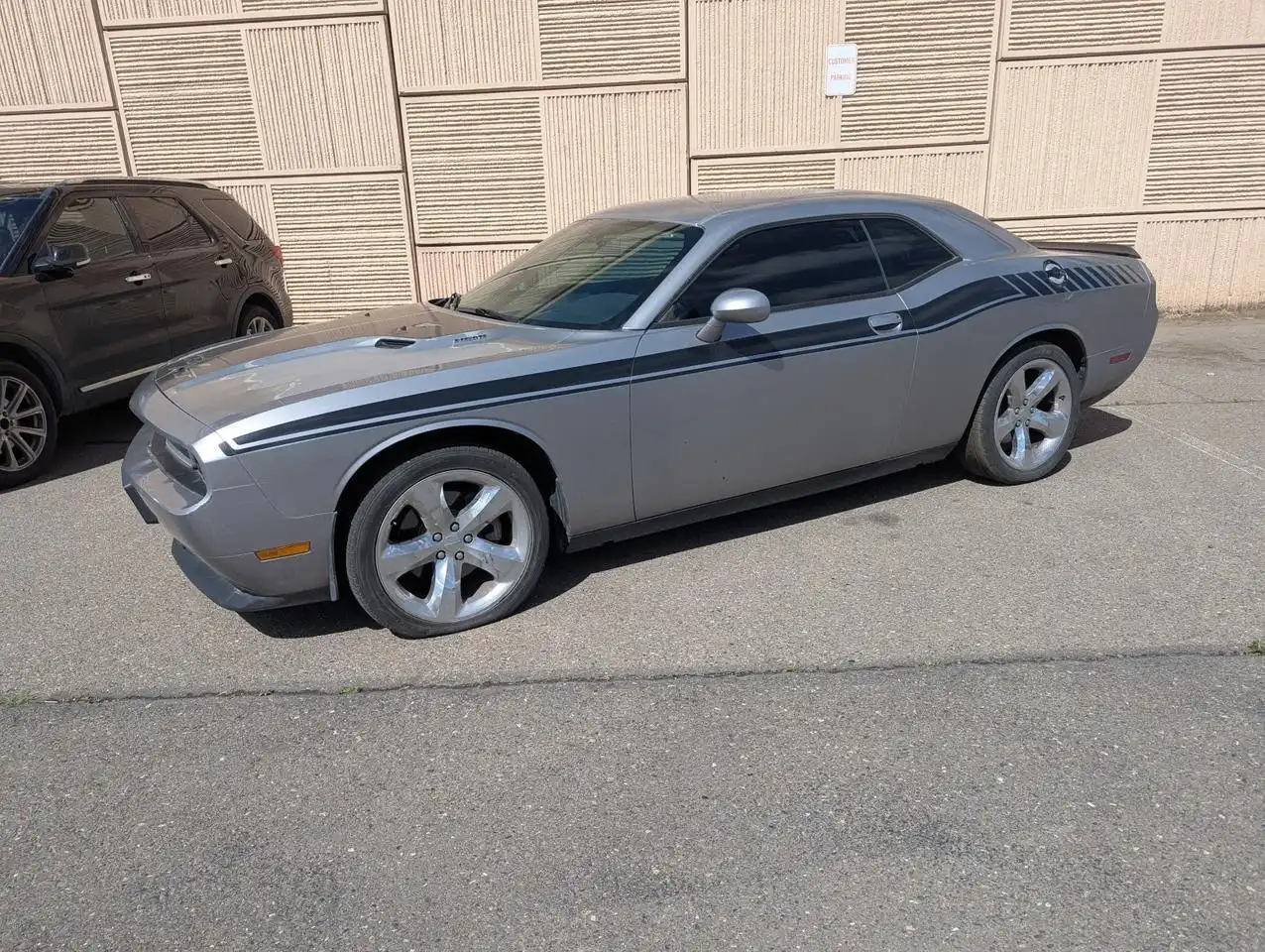 2011 Dodge Challenger R/T's photo