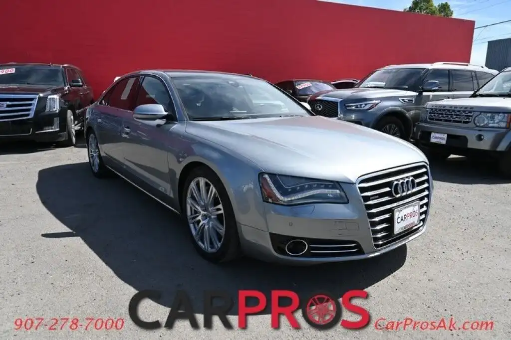 2012 Audi A8 4.2 L quattro Tiptronic's photo