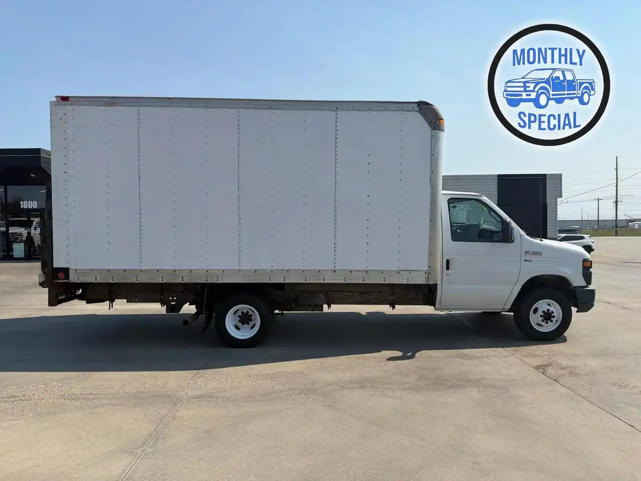 2012 Ford E-Series Base E-350SD's photo