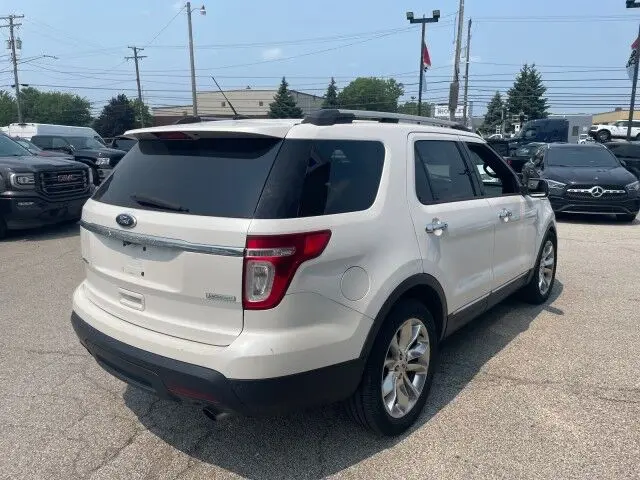 2012 Ford Explorer Limited photo 5