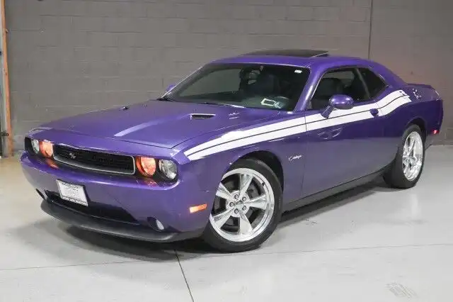 2013 Dodge Challenger R/T's photo