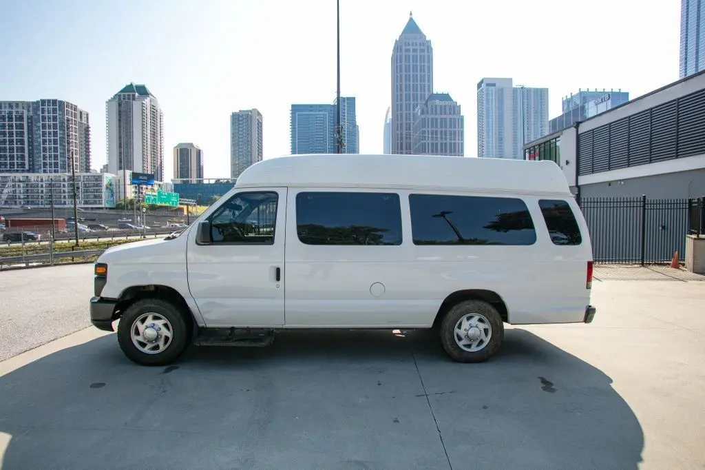 2013 Ford E-Series E-250 Extended photo 5