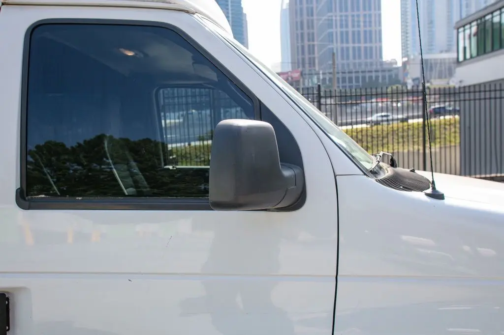 2013 Ford E-Series E-250 Extended photo 3