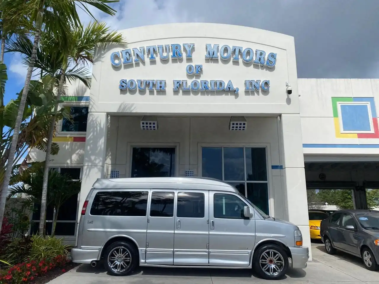 2013 GMC Savana's photo