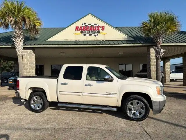 2013 GMC Sierra SLT 2WD Crew Cab SWB's photo