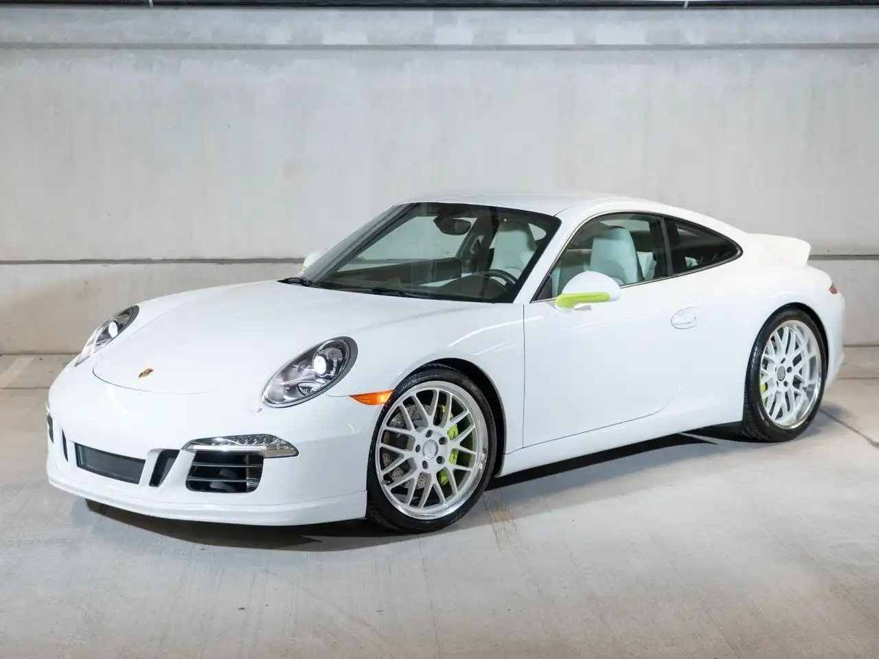 2013 Porsche 911 Carrera S Coupe's photo