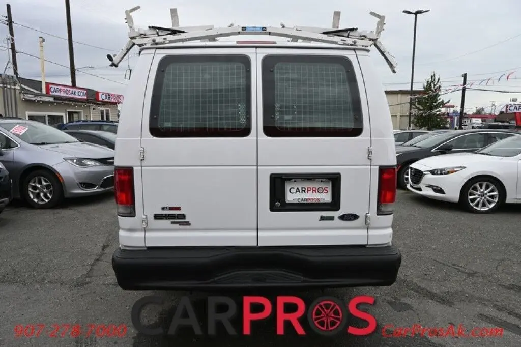 2014 Ford E-Series E-150 Van photo 5