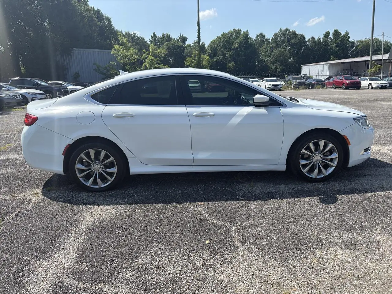 2015 Chrysler 200 Limited photo 4