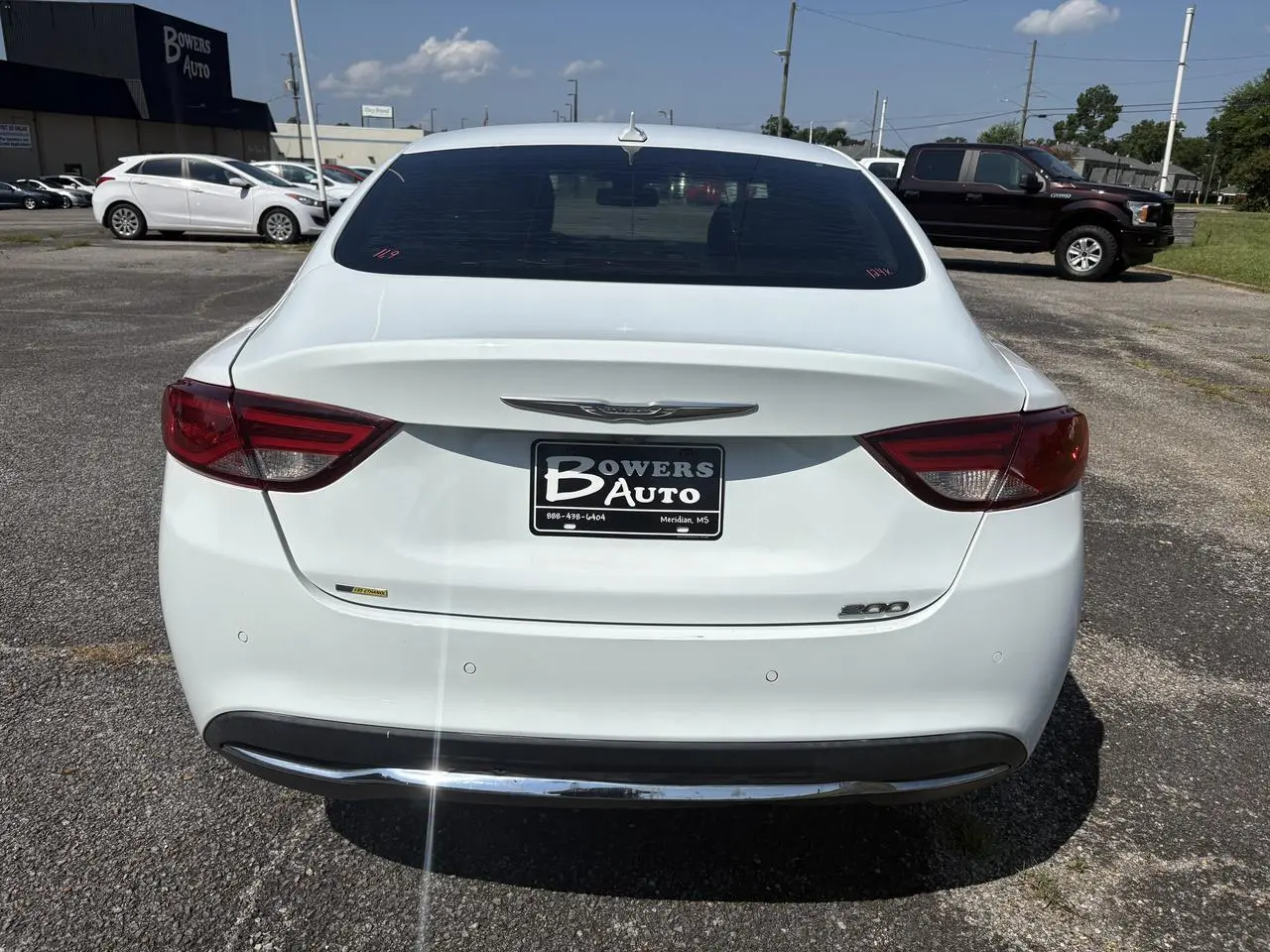 2015 Chrysler 200 Limited photo 3