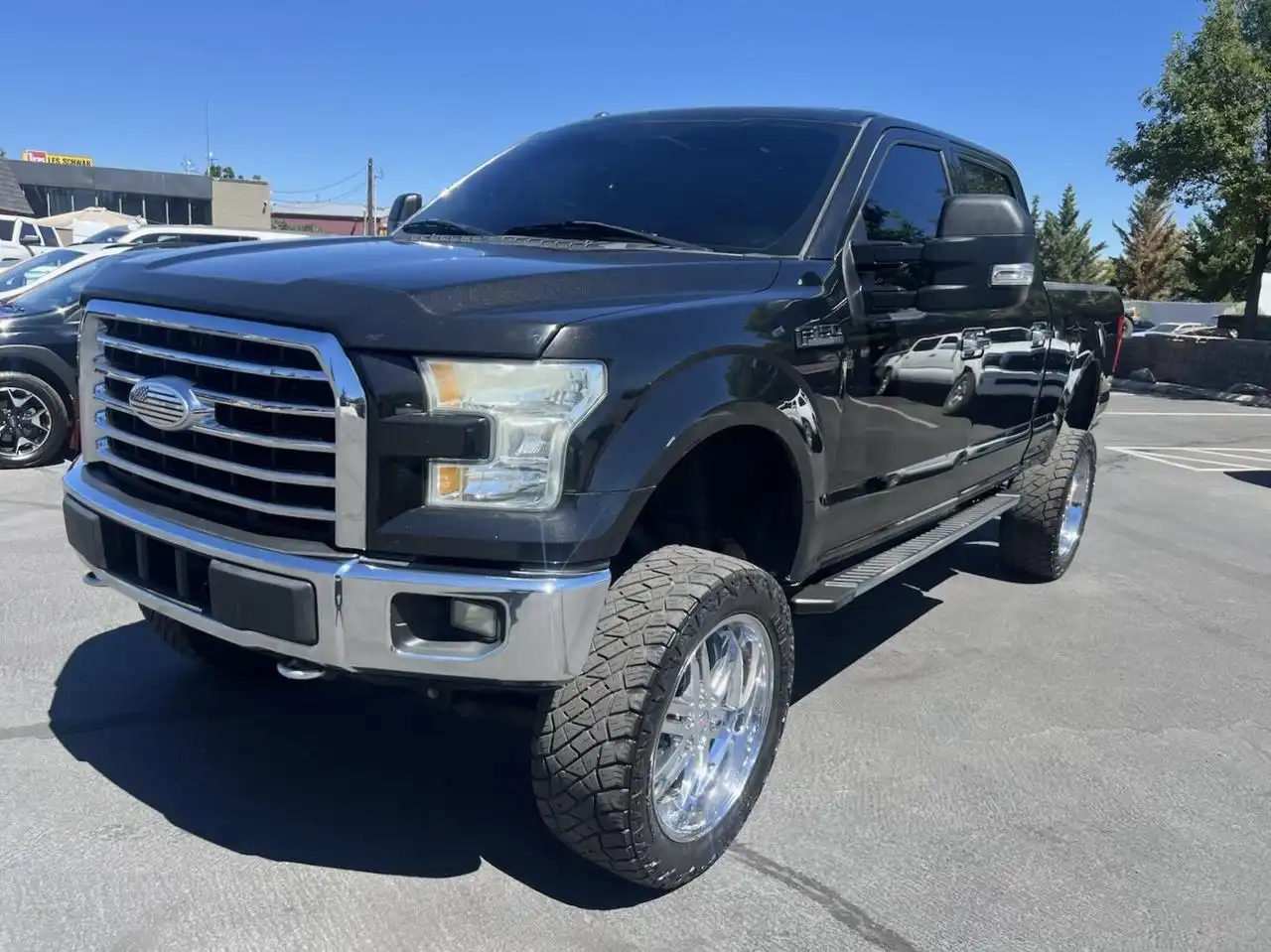 2015 Ford F-150 XLT 4WD SuperCrew 145 in's photo