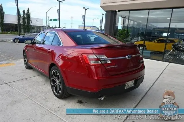 2015 Ford Taurus SHO AWD photo 4