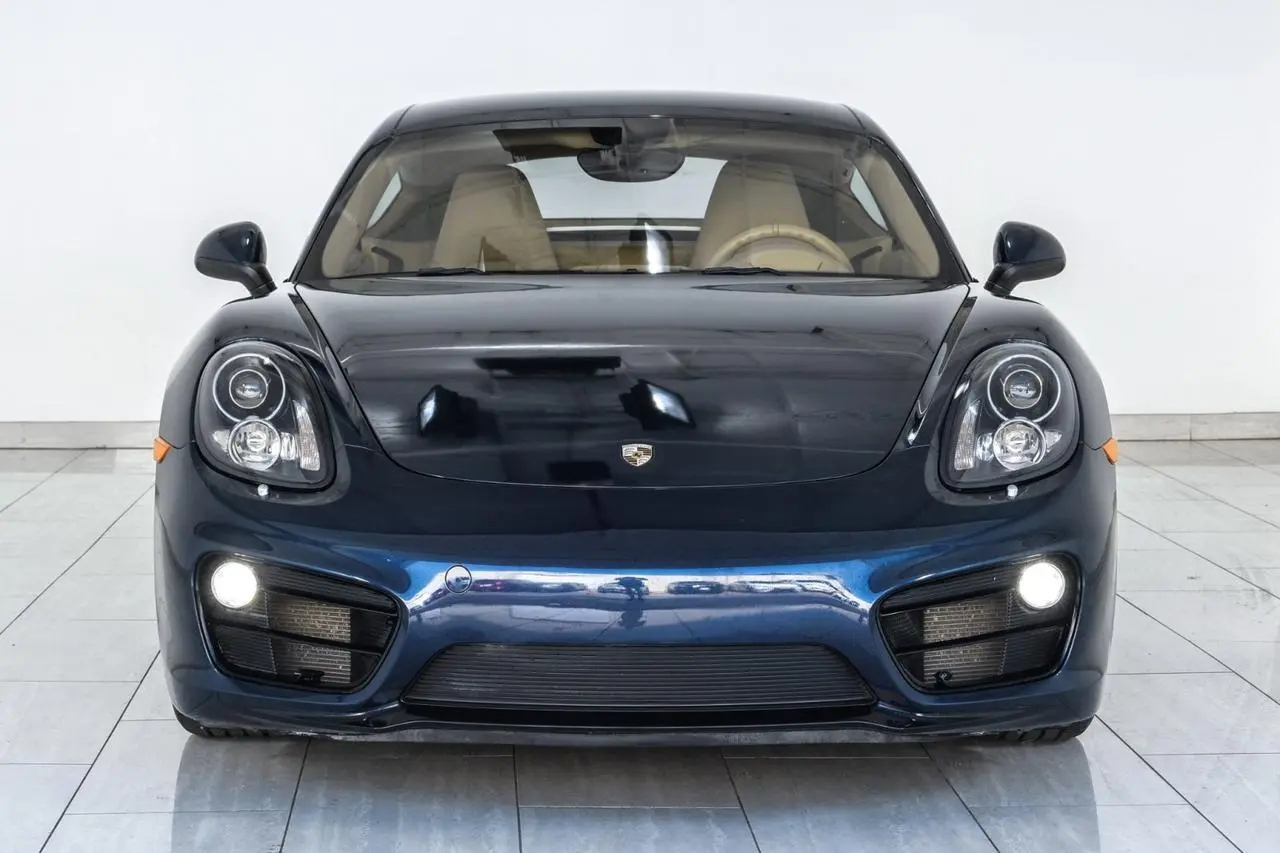 2015 Porsche Cayman Base photo 3