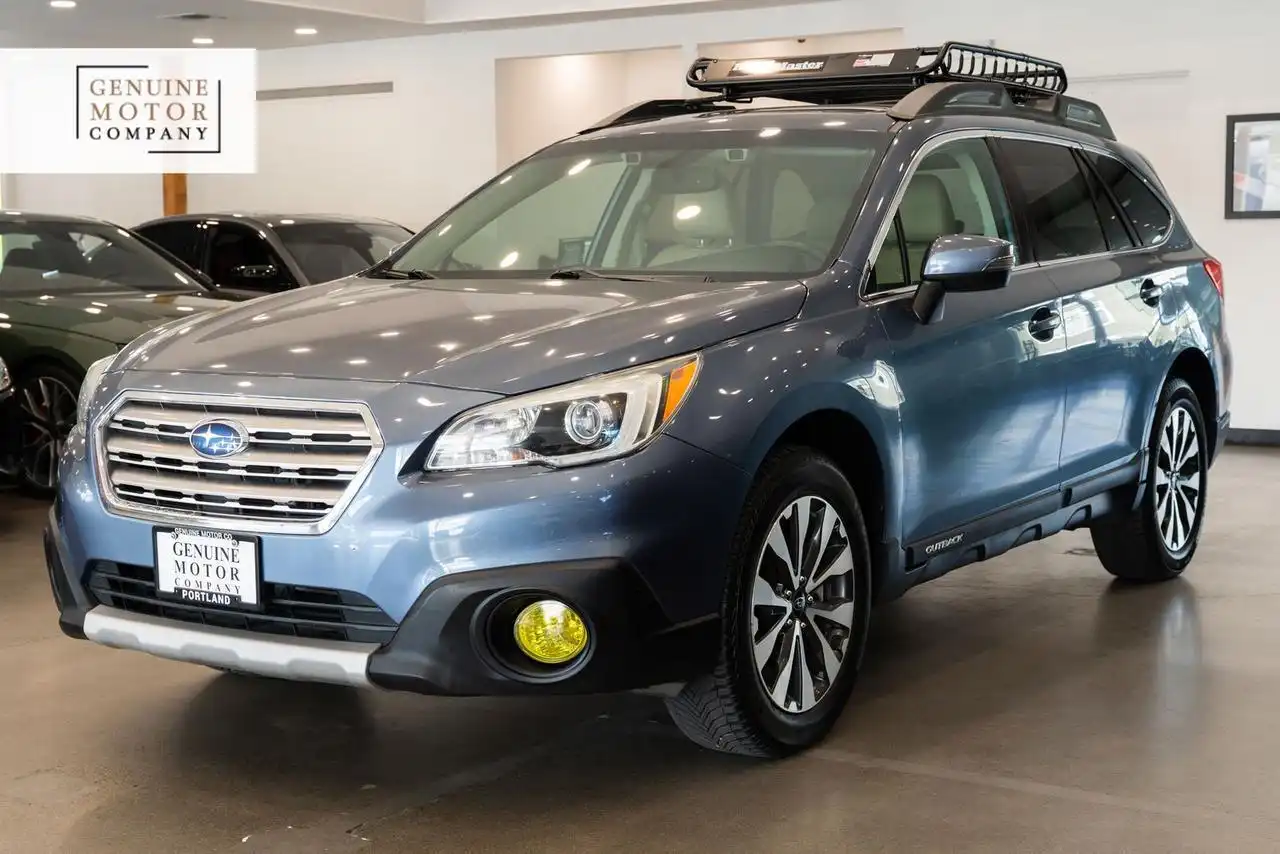 2015 Subaru Outback 2.5i Limited CVT PZEV's photo