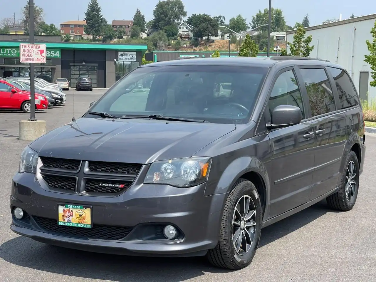 2016 Dodge Grand Caravan R/T's photo