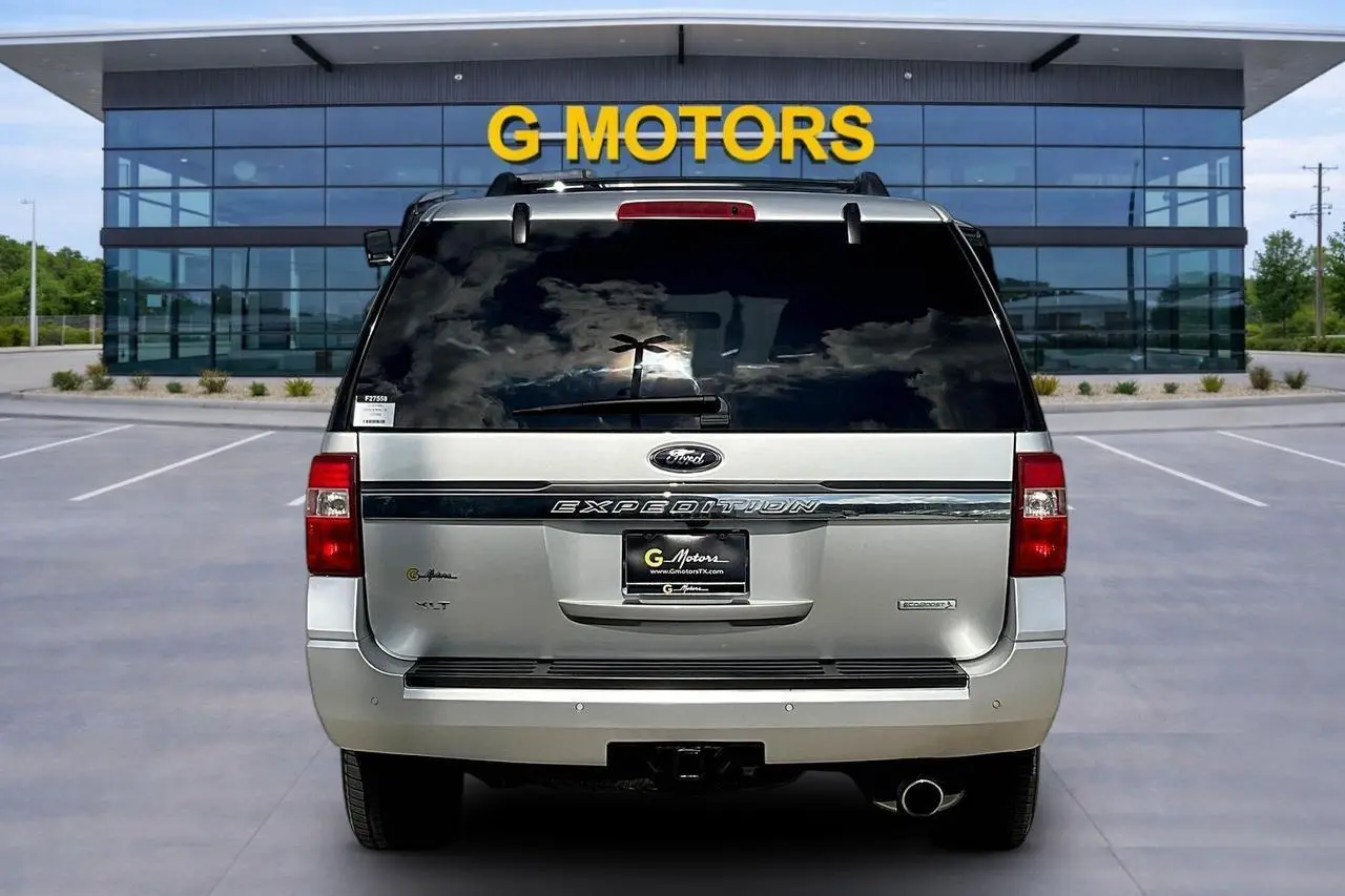 2016 Ford Expedition XLT photo 5