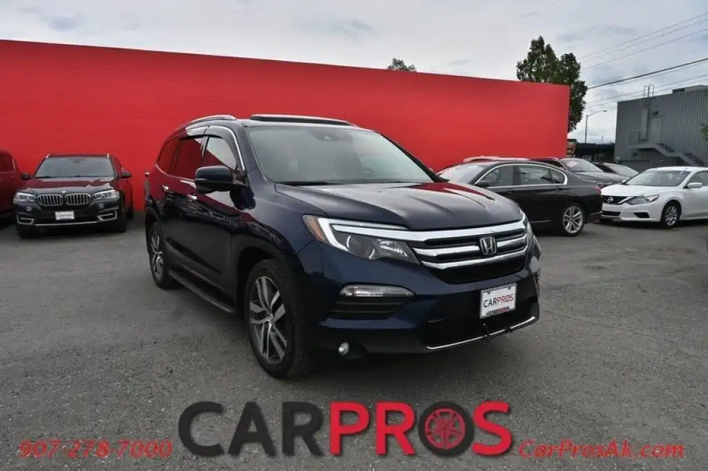 2016 Honda Pilot 4WD Touring's photo