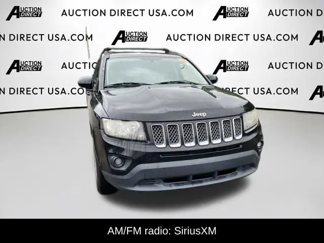 2016 Jeep Compass Latitude photo 3