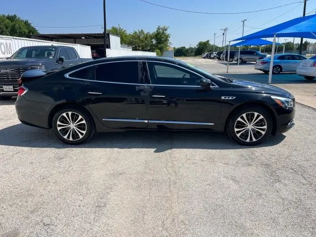 2017 Buick LaCrosse Essence photo 5