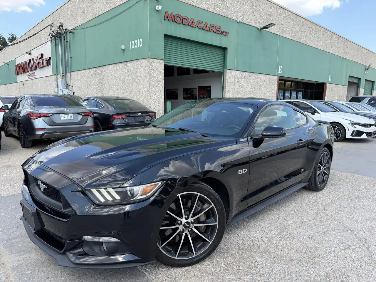 2017 Ford Mustang GT Coupe's photo