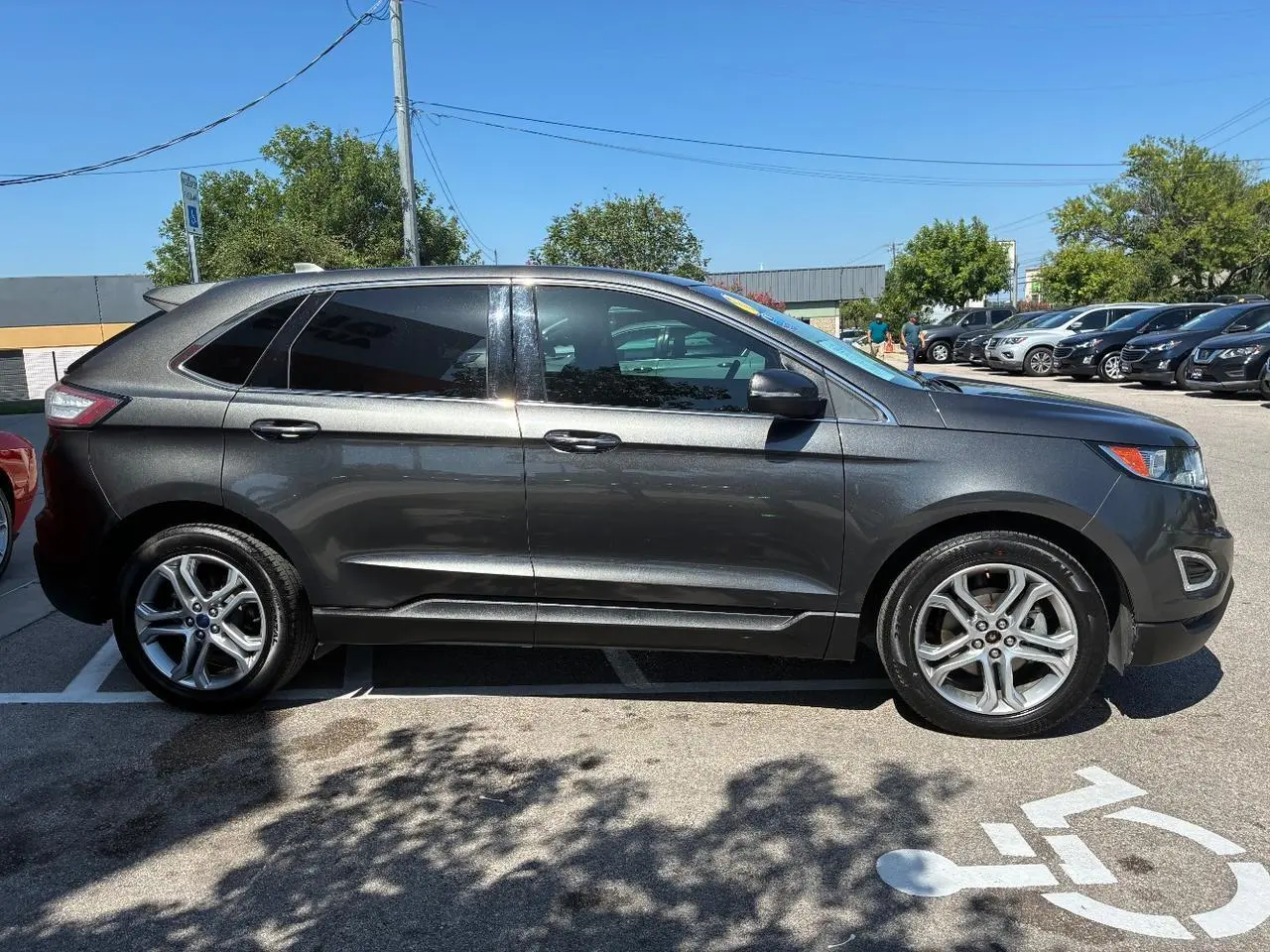 2017 Ford Edge Titanium photo 4