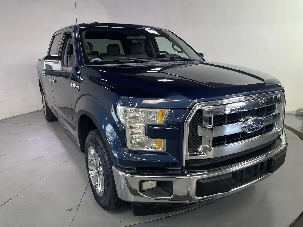 2017 Ford F-150 XLT SuperCrew 5-1/2' Box's photo