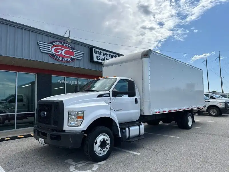 2017 Ford F-650's photo