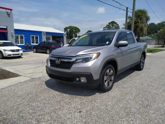2017 Honda Ridgeline RTL-T AWD's photo