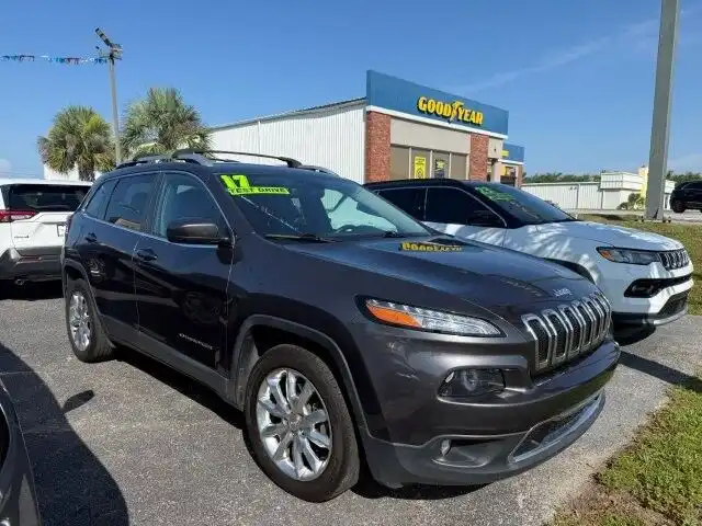 2017 Jeep Cherokee Limited's photo