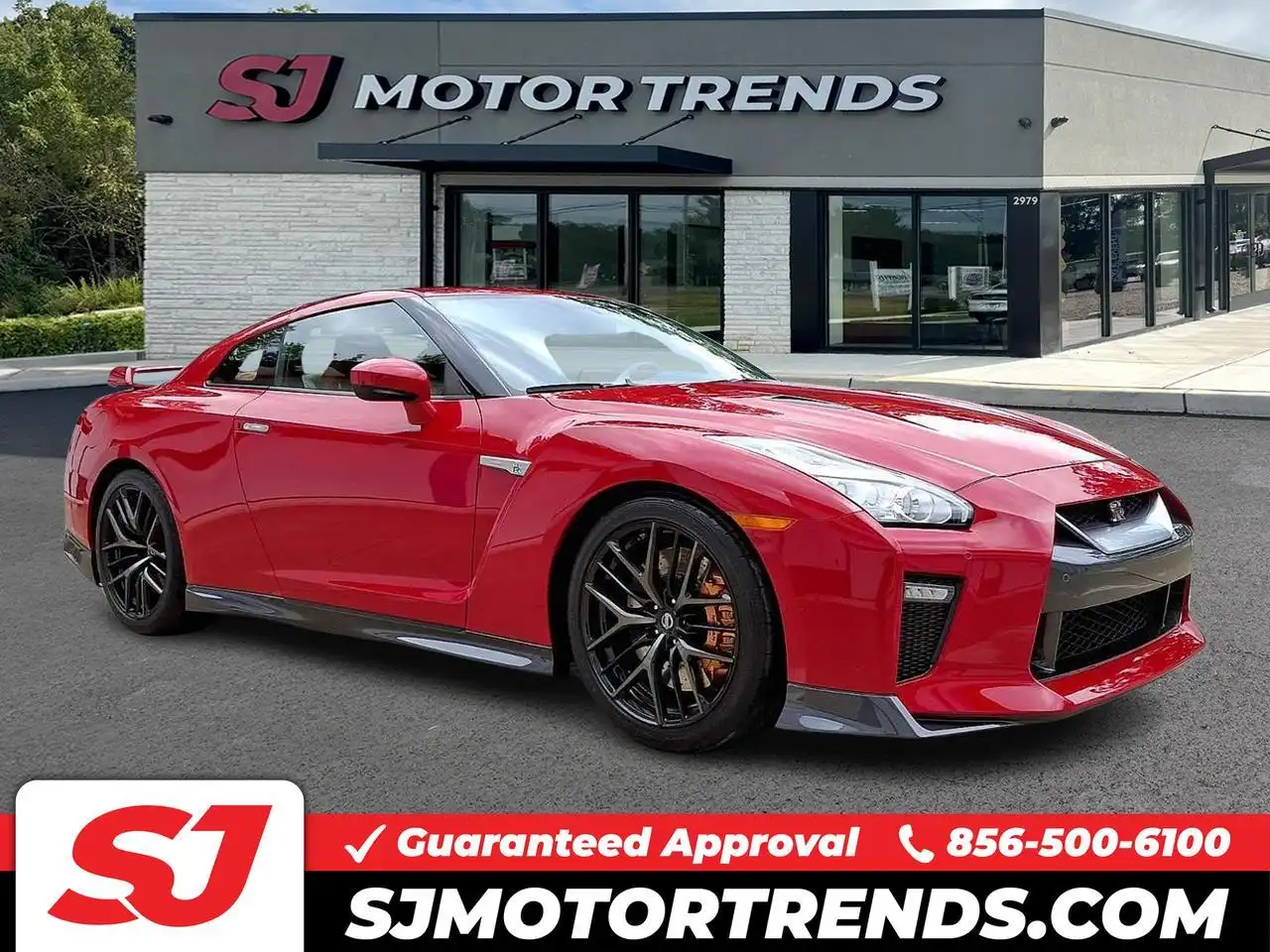 2017 Nissan GT-R Premium's photo