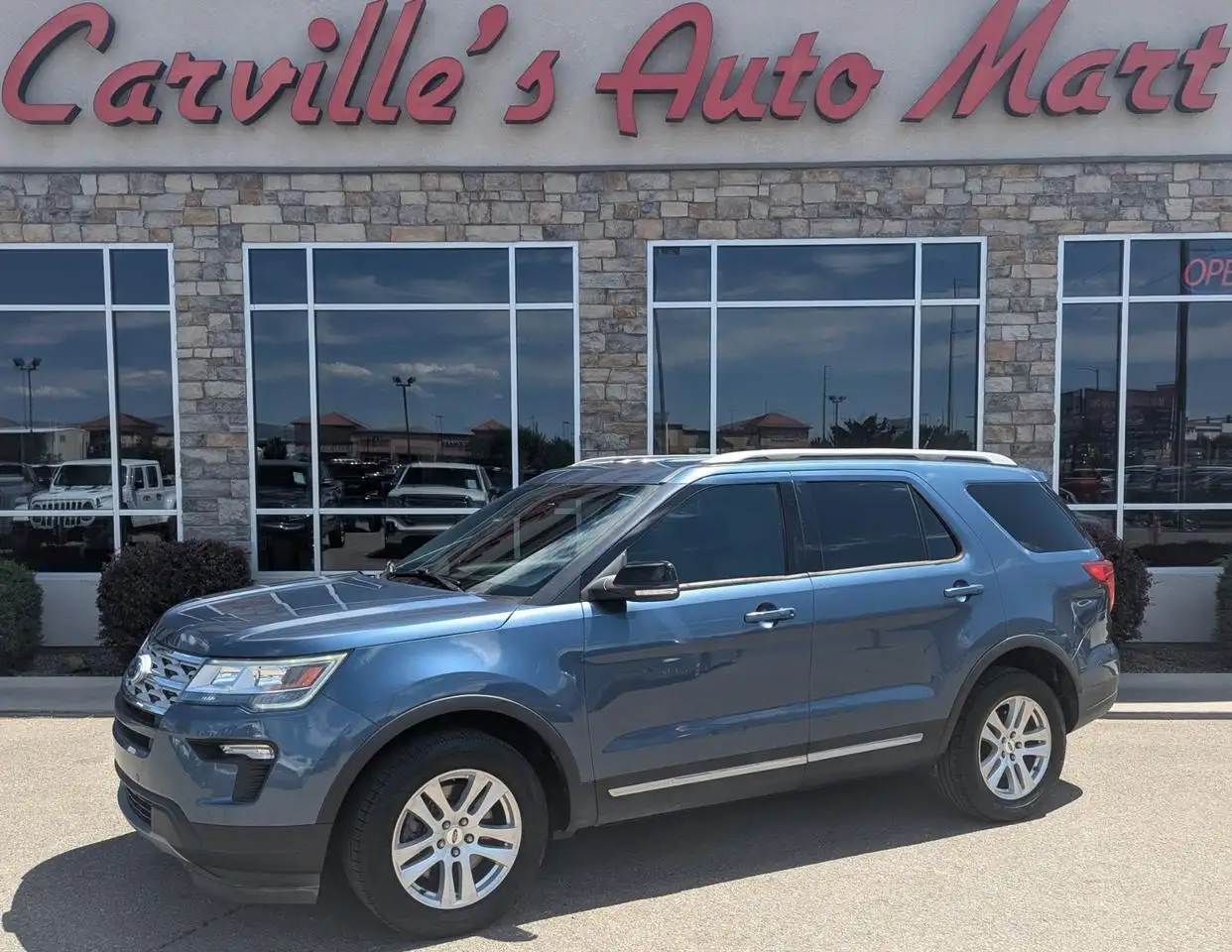 2018 Ford Explorer XLT 4WD's photo