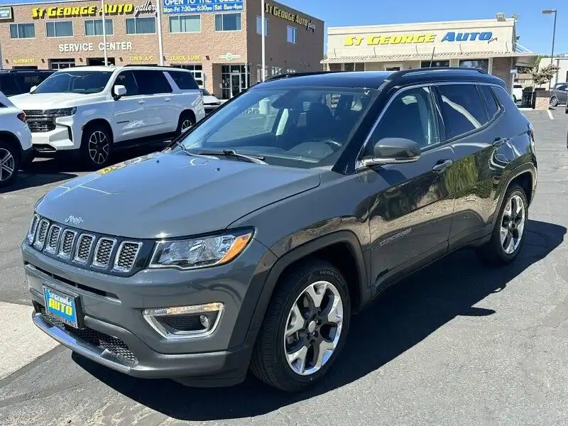 2018 Jeep Compass Limited's photo
