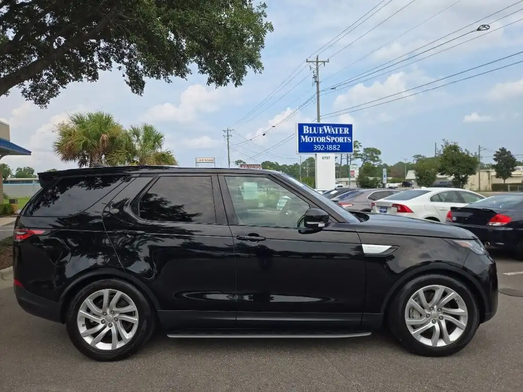 2018 Land Rover Discovery HSE SC V6's photo
