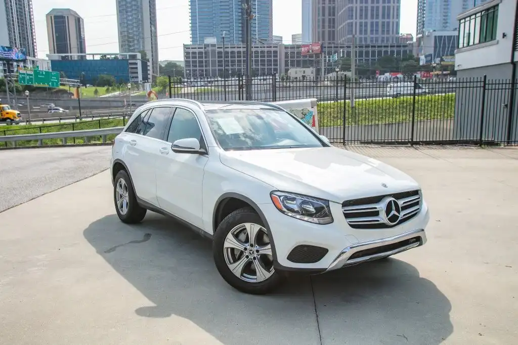 2018 Mercedes-Benz GLC GLC300 4MATIC's photo