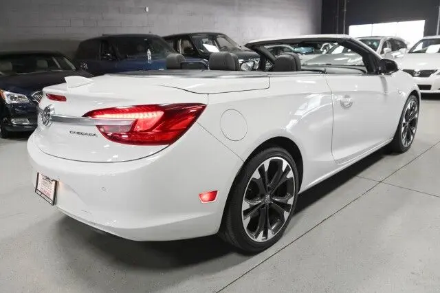 2019 Buick Cascada Premium photo 5