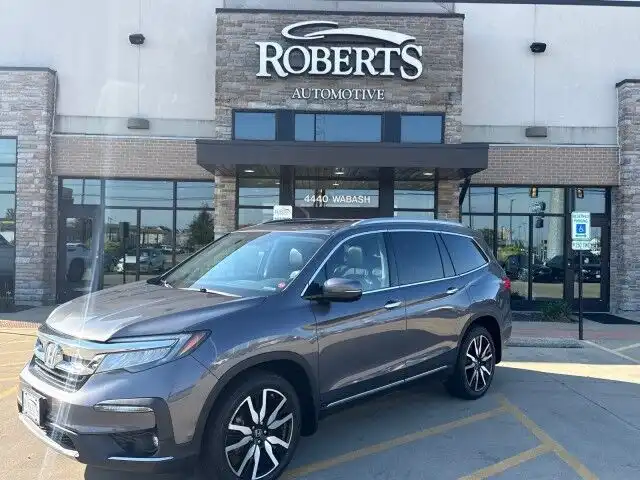 2019 Honda Pilot Touring 4WD's photo